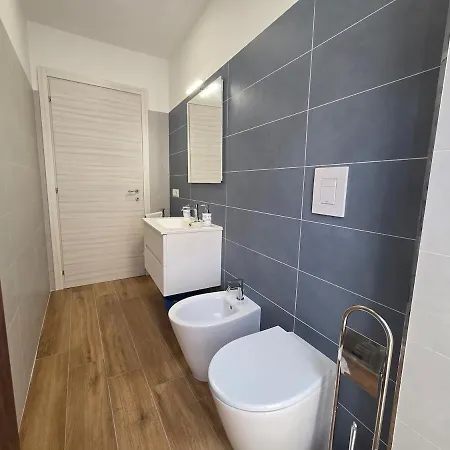 Casa Cortile Martello * Чефалу