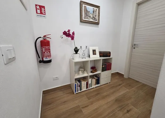 Casa Cortile Martello Чефалу